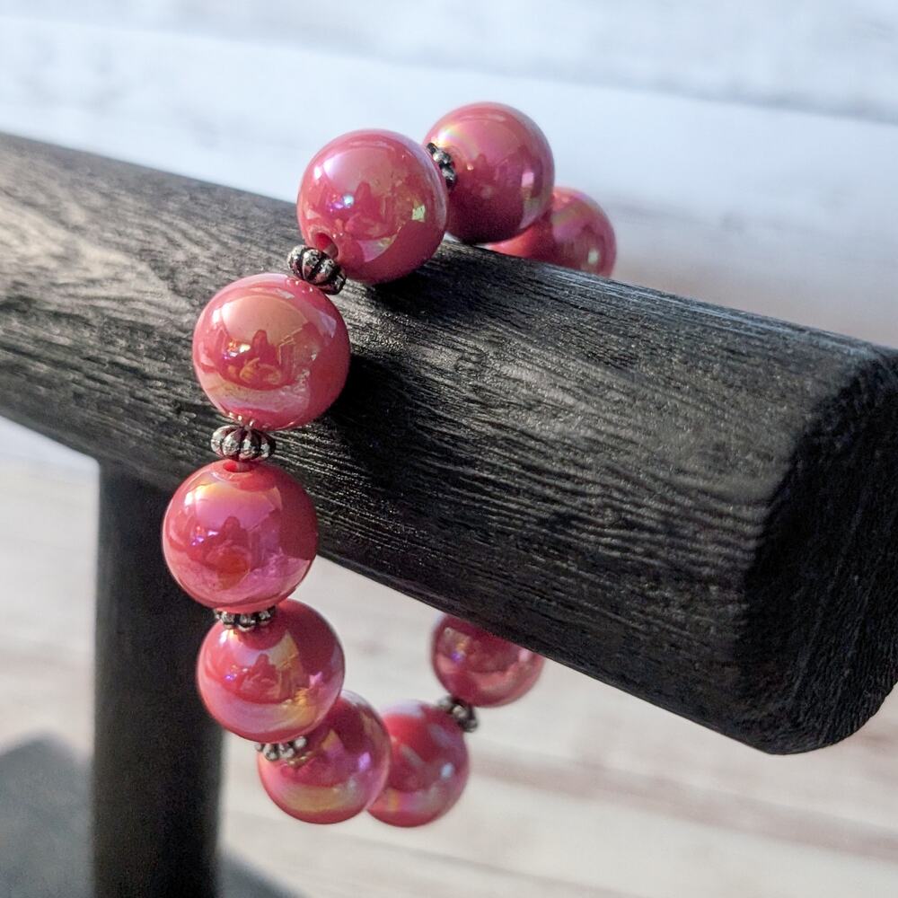 Vintage Stretch Bracelet Chunky Pink with Iridescent Finish
